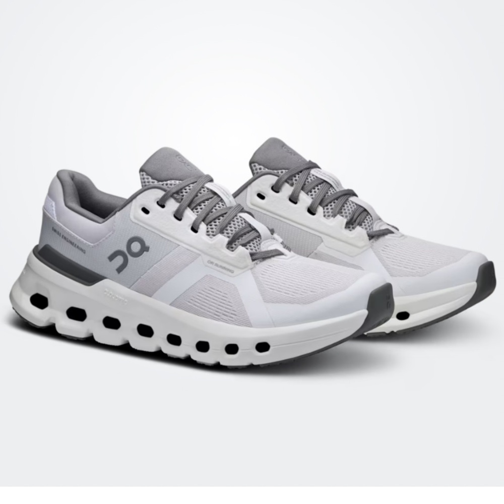 LIKE NEW On Running CloudRunner 2 Sneakers  ( NWT $160 ) - Picture 3 of 10